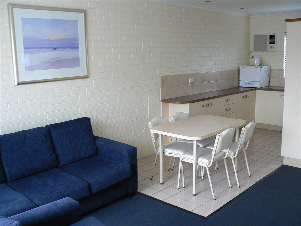 Allambi Holiday Apartments Lakes Entrance Ngoại thất bức ảnh
