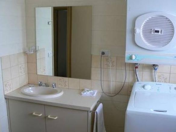 Allambi Holiday Apartments Lakes Entrance Ngoại thất bức ảnh