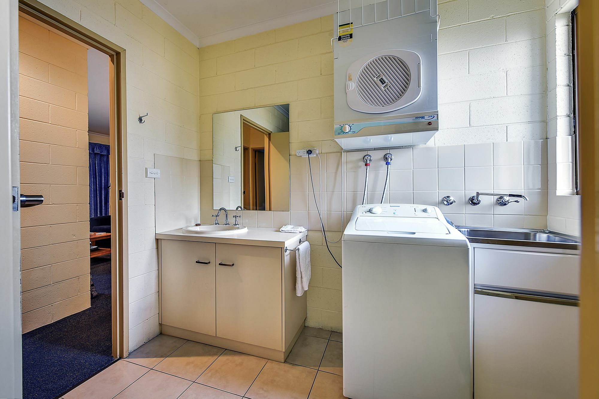 Allambi Holiday Apartments Lakes Entrance Ngoại thất bức ảnh