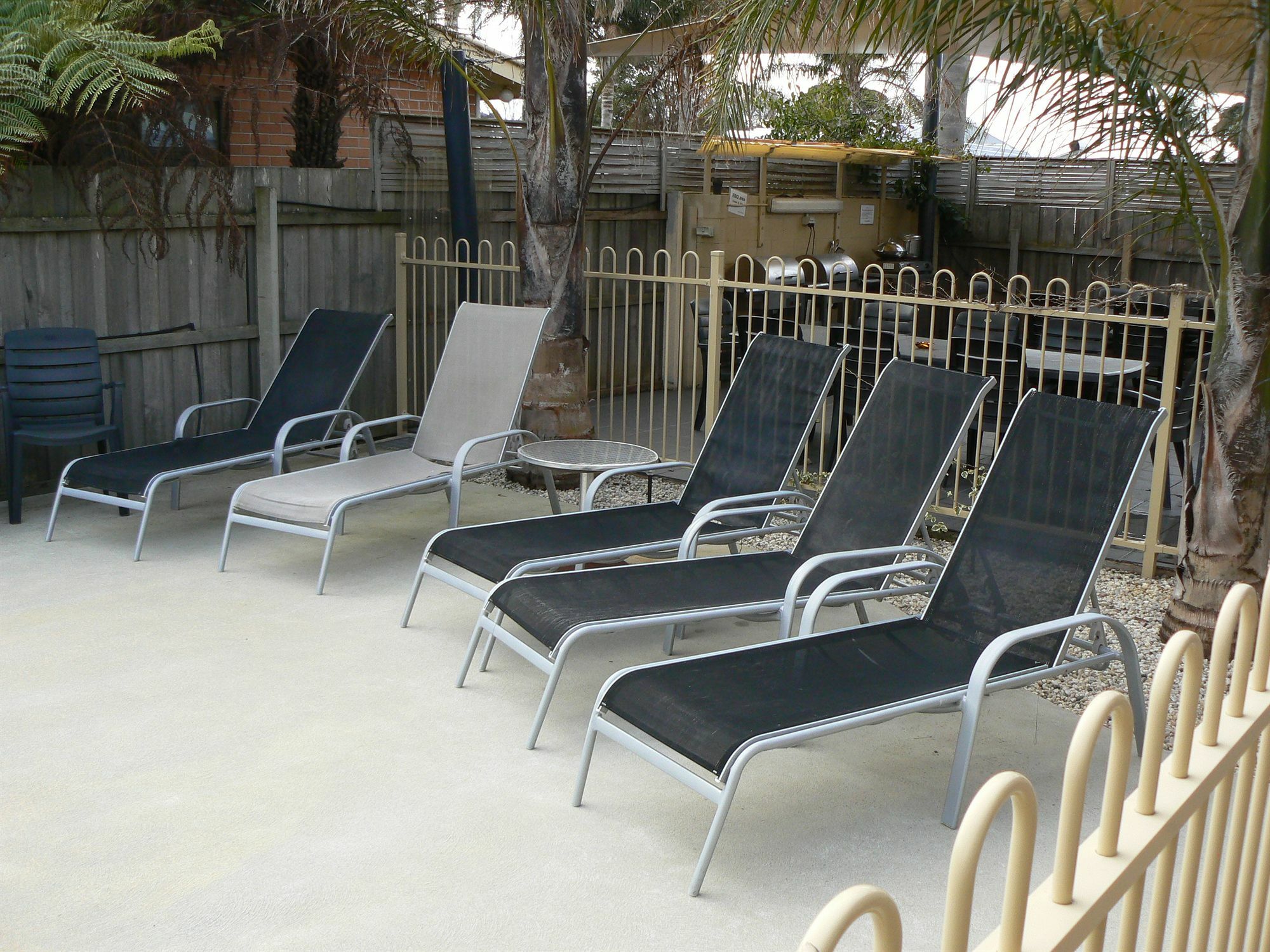 Allambi Holiday Apartments Lakes Entrance Ngoại thất bức ảnh